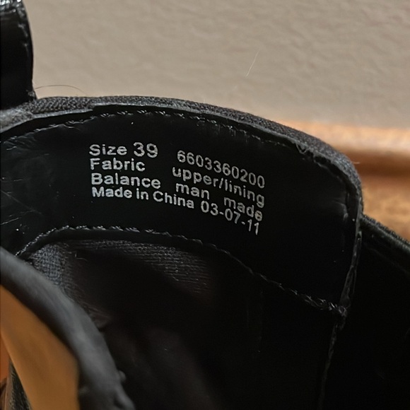 Dansko Vail Chelsea Black Rain Boot Patent Shiny Finish - Picture 8 of 10